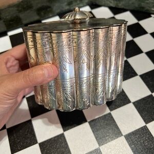 Vintage Silver Plated Floral Etched Oval Trinket Jewelry Box w/ Lid Tea Caddy
